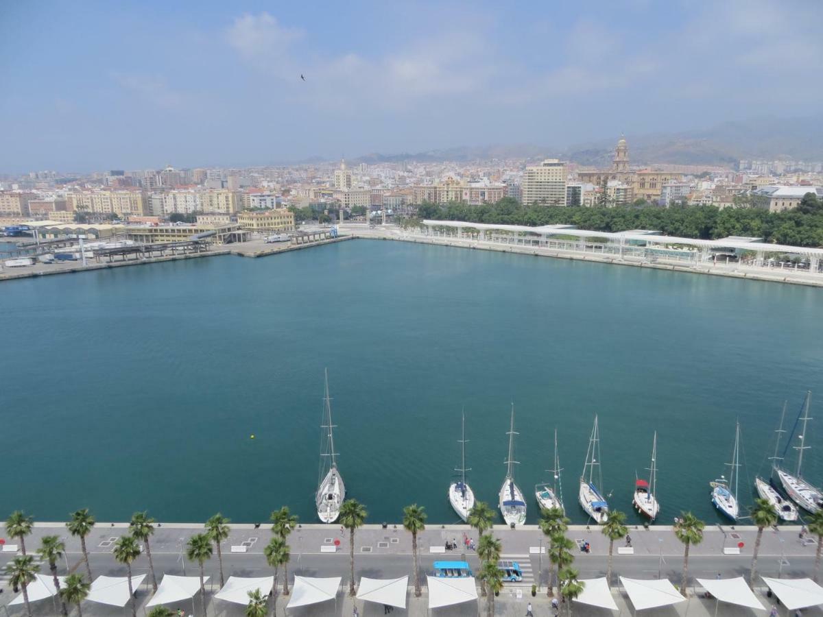 Apartamento Los Tres Soles Màlaga Exteriér fotografie